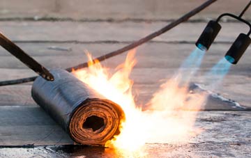 Pentrer Beirdd asphalt flat roofing repairs